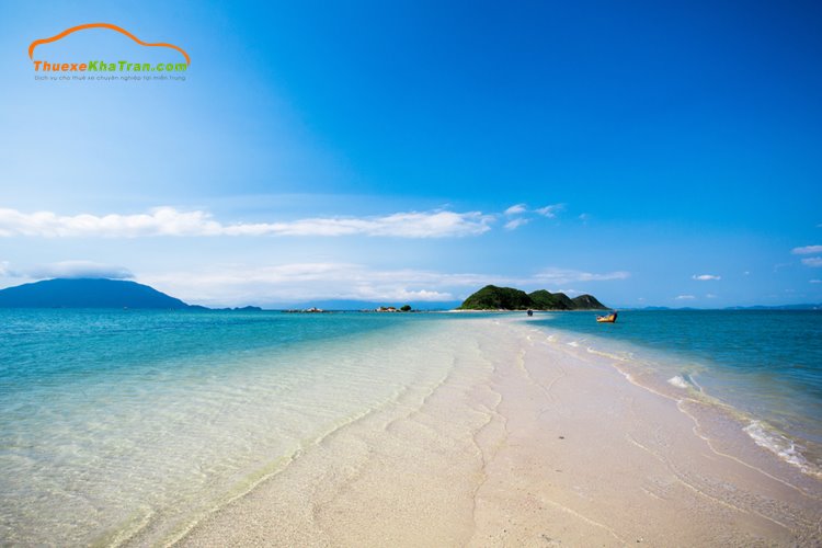 TOP 5+ Bãi biển đẹp nhất Nha Trang Níu chân Du khách