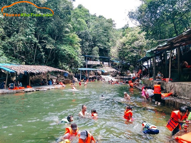 suối ở huế